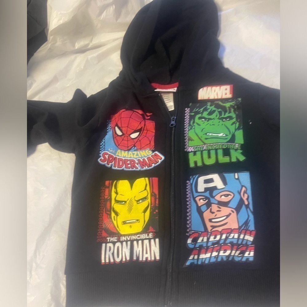 Marvel boys avengers zipper hoodie size 5